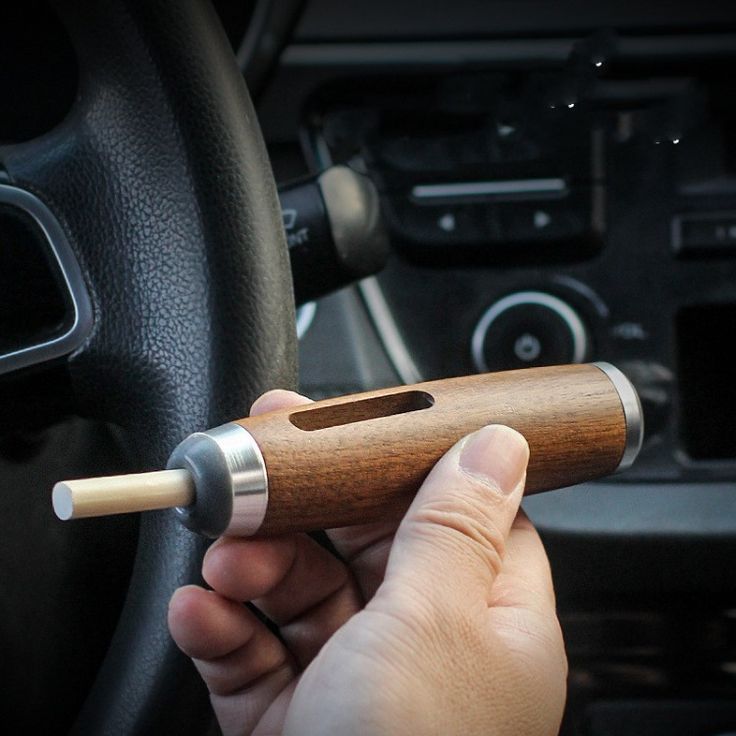 Portable Ashtray, Ash Catching Cigarette Holder, Windproof Fireproof Ash Tray Handheld Cigarettes Ash Catcher for Travel, Home, Office, Car